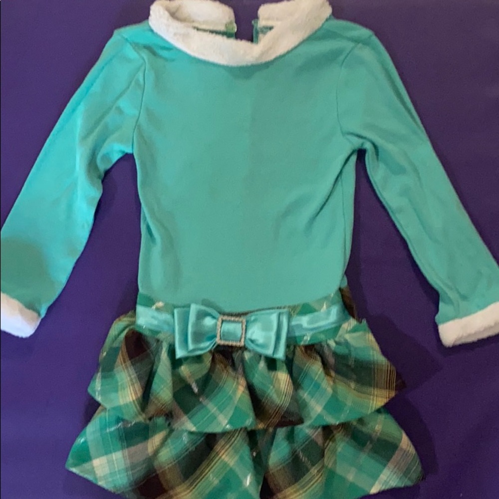 Festive 4T Ruffled Aqua & Plaid dress 👗